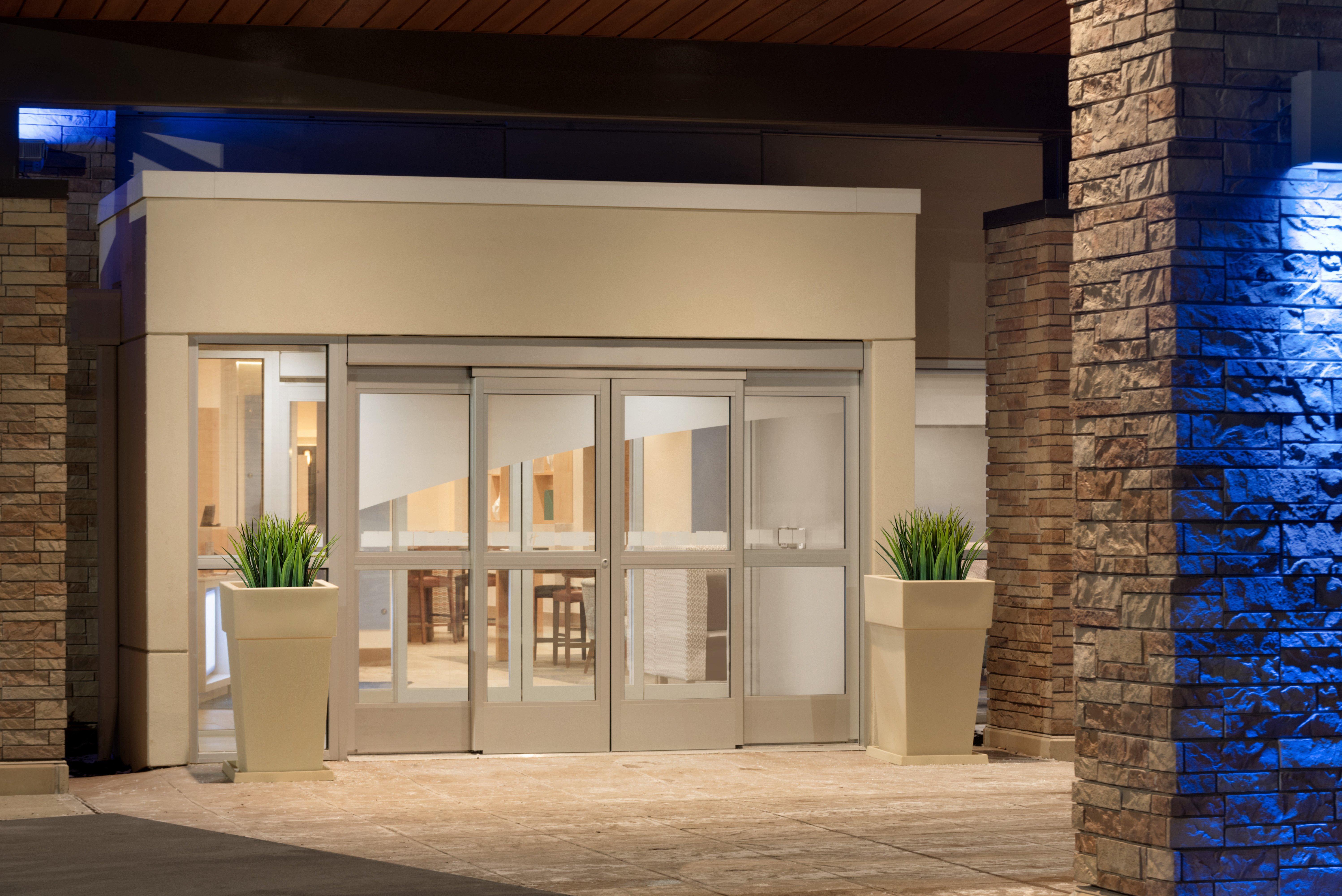 Holiday Inn Express & Suites - Cincinnati South - Wilder By Ihg Exterior photo